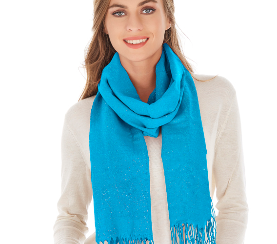 Get Ready for Fall & Winter With The Perfect Shawls & Scarves